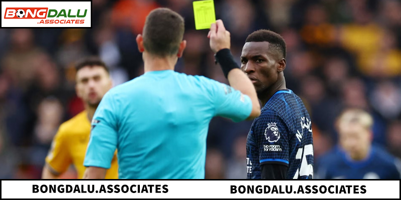 Định nghĩa và cách tính điểm thẻ phạt chuẩn xác